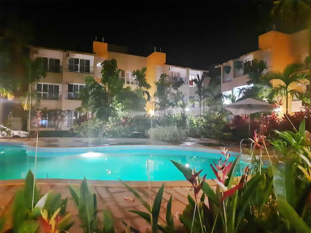 Charvi Reemz Grand Suites Anjuna Beach