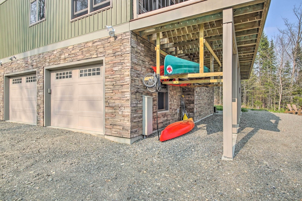 Rustic 3-story Pittsburg Cabin w/ Lake & Mtn Views view 4