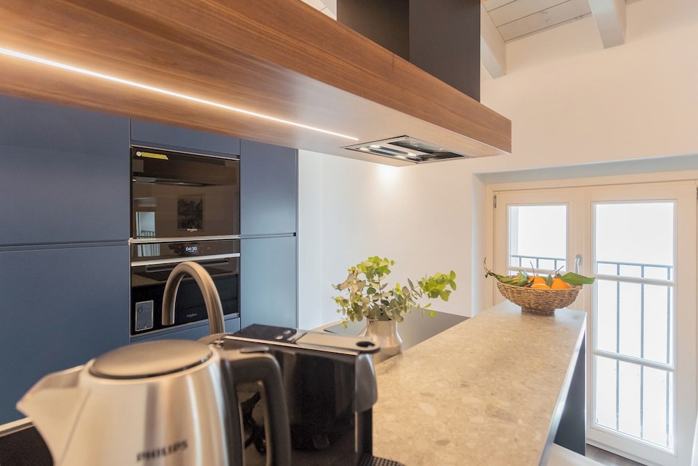 Muralto's Nest by Rent all Como