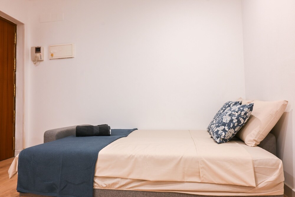 M Slo160 Lindo Estudio en Barrio Justicia