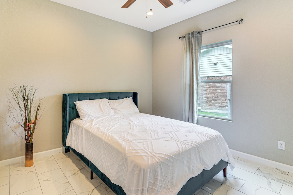 11 Mi to Dtwn Houston: Family Home w/ Yard