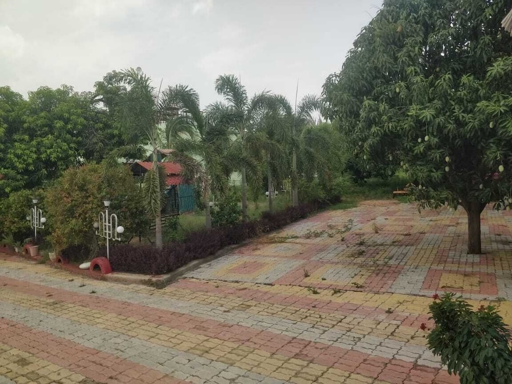 Vrundavan Village Resort and Home Stay