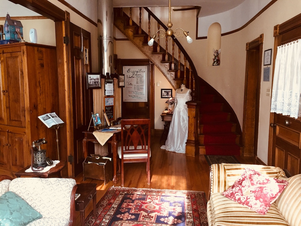 Evangeline's Tower Bed & Breakfast