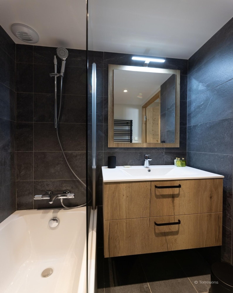 Apartment in Chantemerle Near Ski Slopes