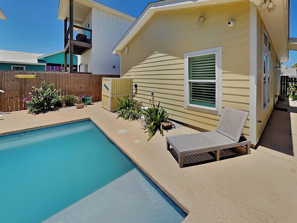 Coastal Zest by Silver Sands Vacation Rentals