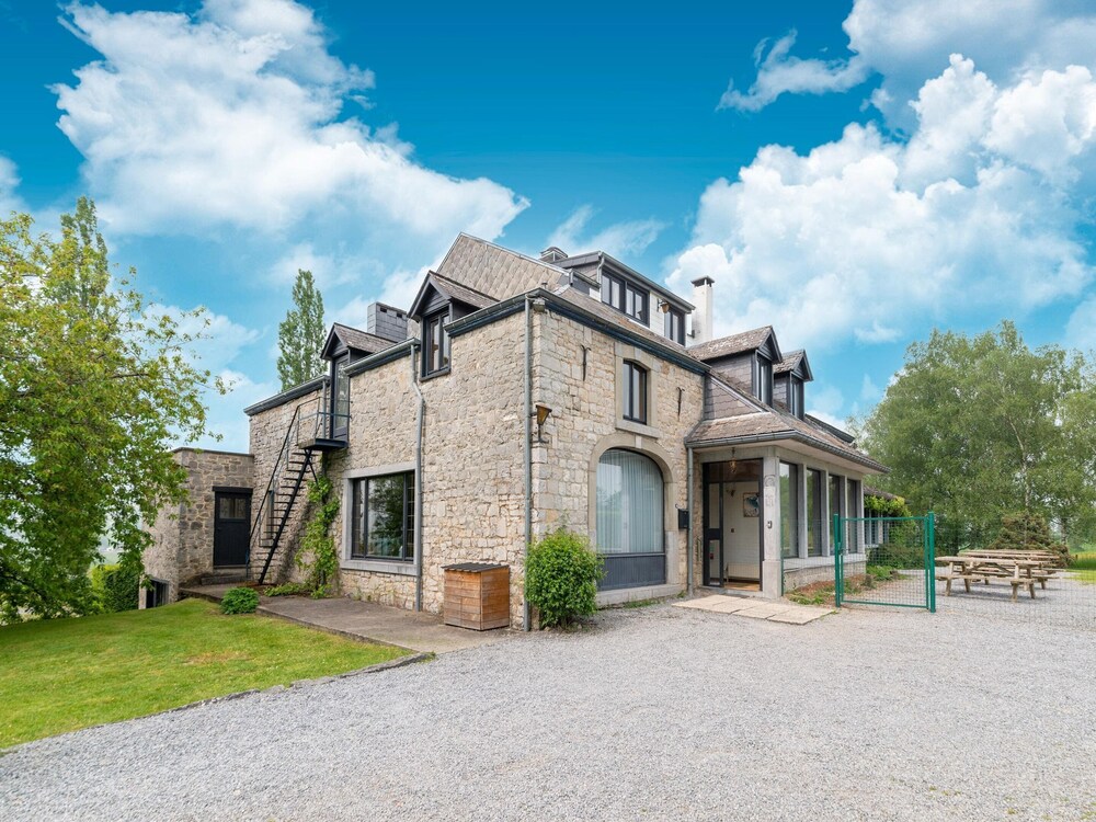 Villa in Ardennes With Sauna and Jacuzzi