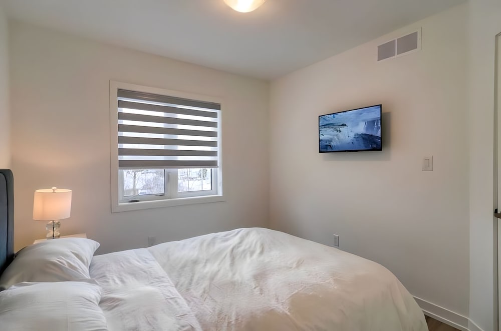 Premium Stay at Niagara falls
