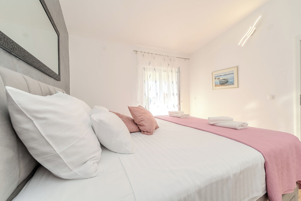 Apartments Grbic
