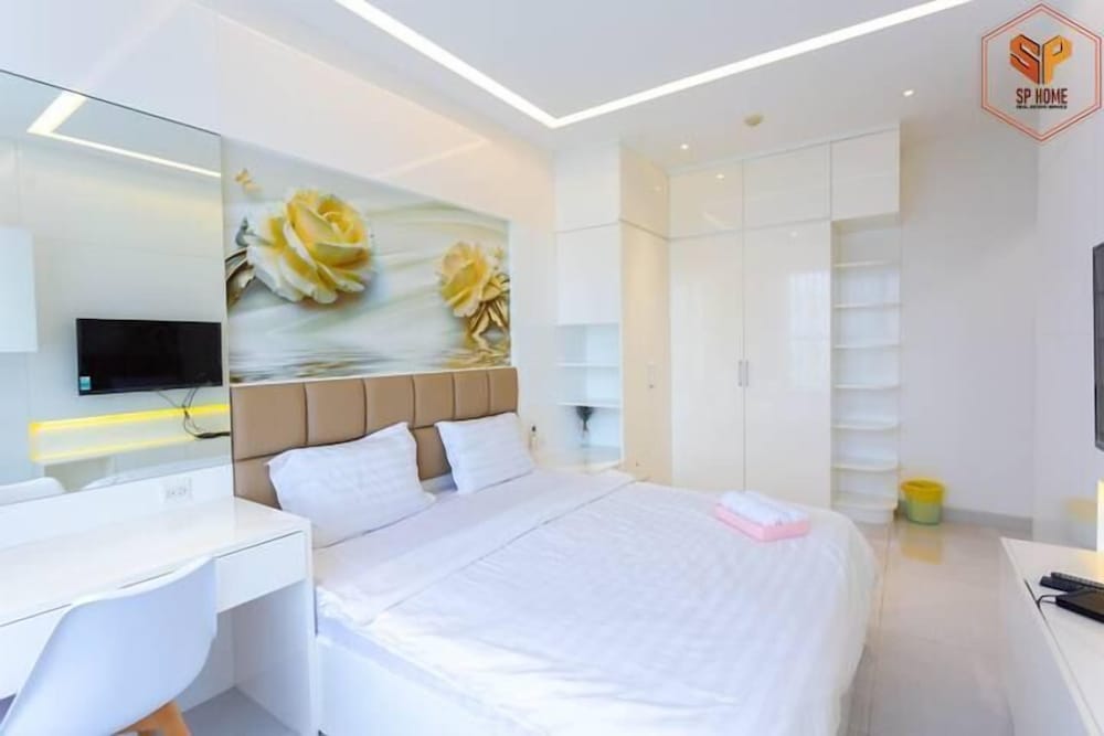 Sunrise City View Apartment