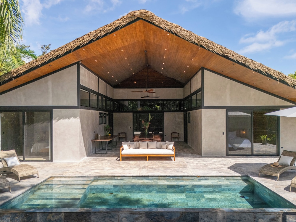 Mandala Ojochal Boutique Resort & Retreat Center