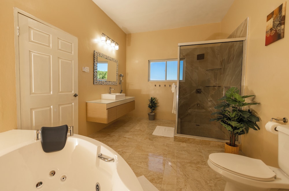 Majestic Heights Bed & Breakfast