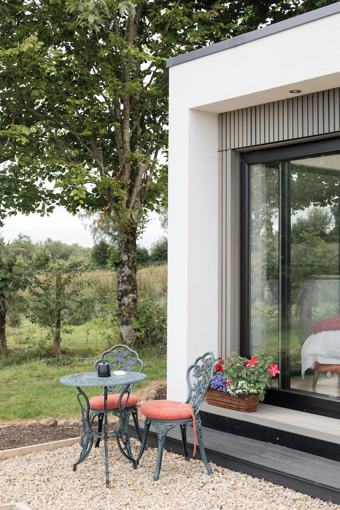 Luxury Waterfront Self-Catering Cabins
