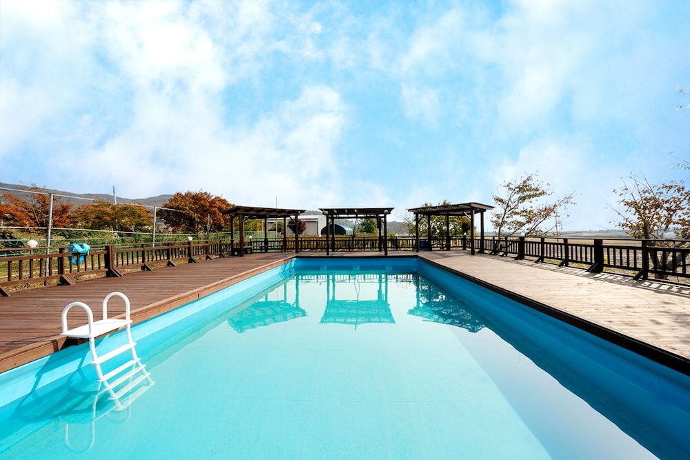 Ganghwa Aboha Pet-friendly Pension