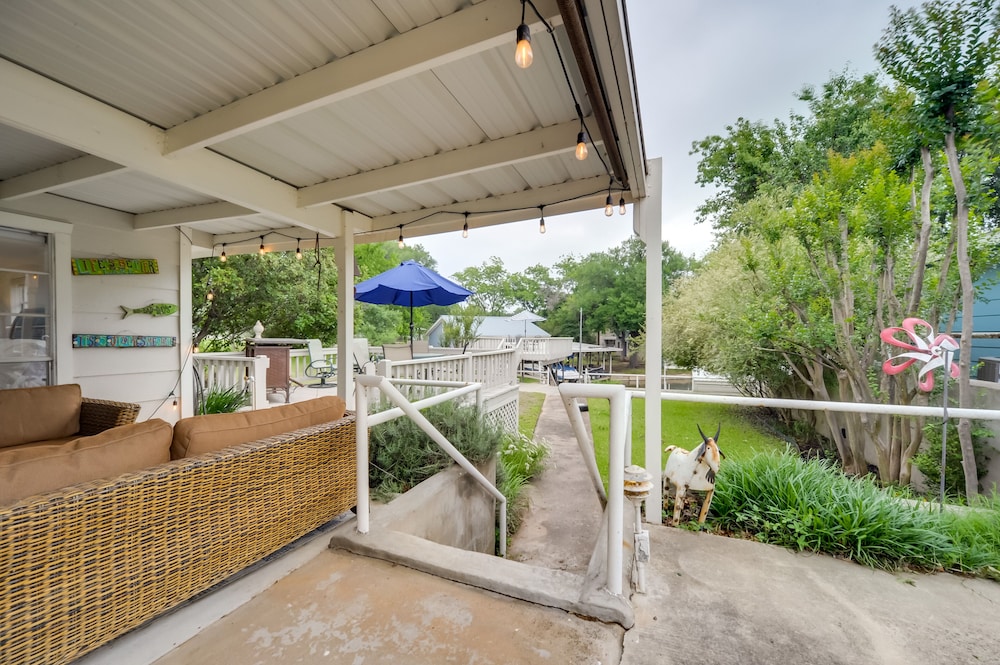 Marble Falls Vacations - Lakefront Granite Shoals Escape w/ Dock! - Property Image 17