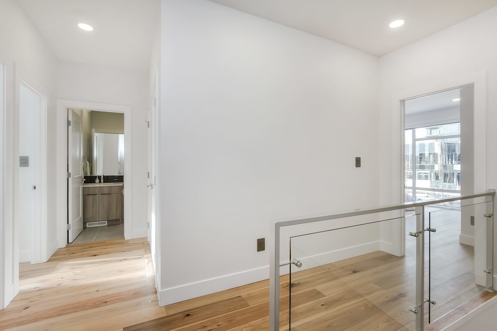 New Luxury Townhome 29 - Image 2