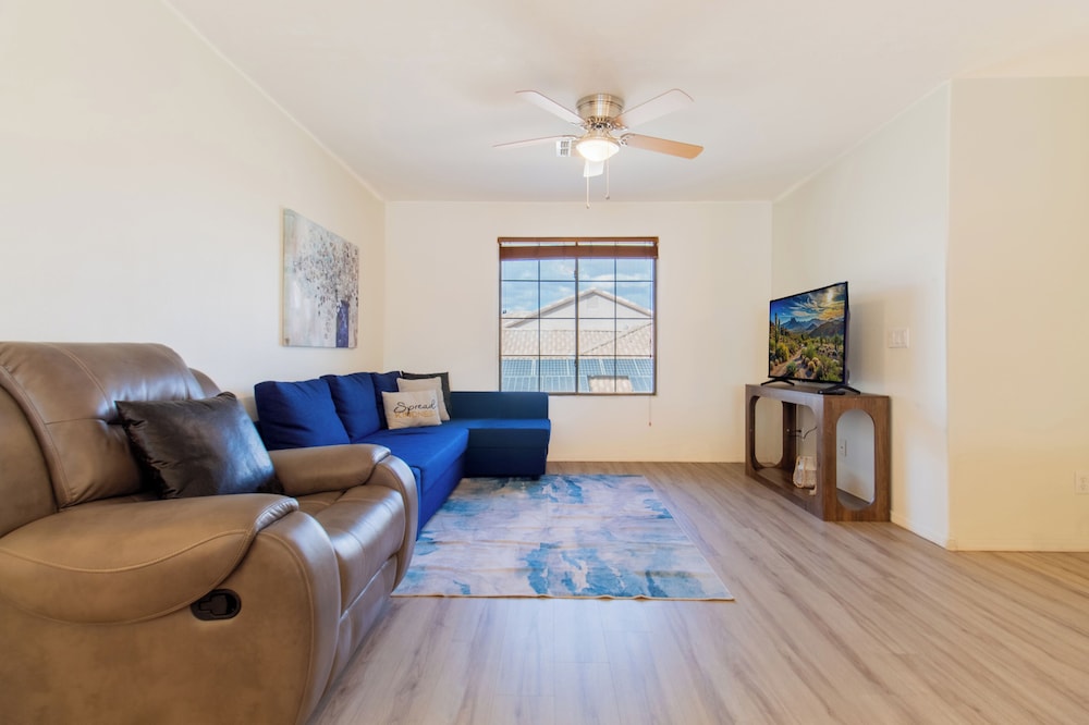 Casa Alessia 4BR Home & Heated Pool