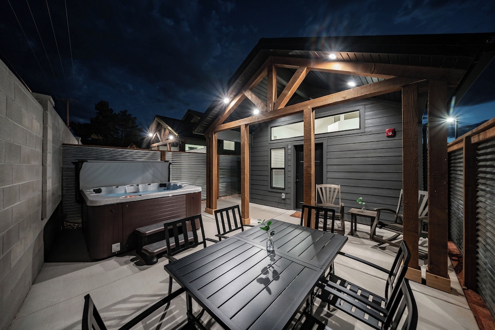 Zion Oasis Rentals view 3