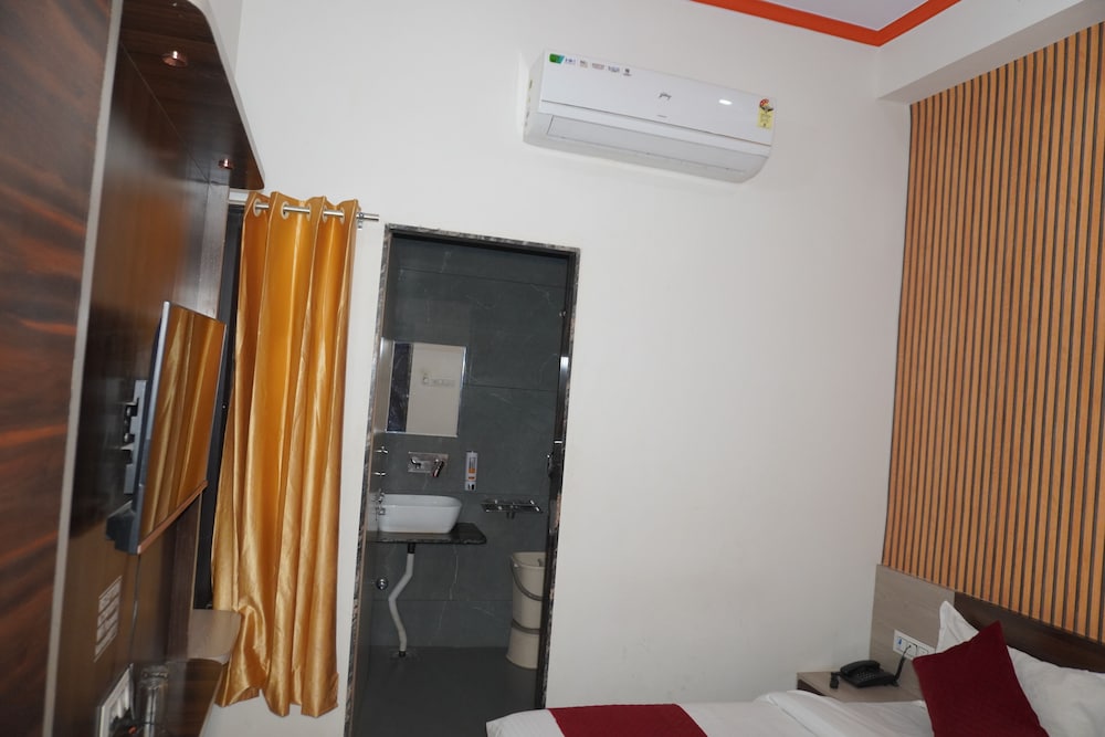 Hotel Hanuman Palace