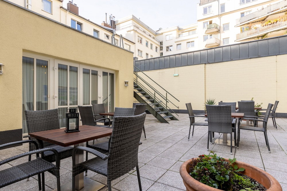 outdoor bbq area