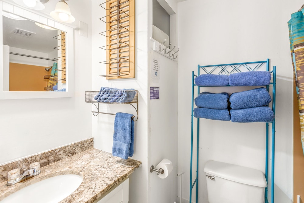 Waters Edge Condo in Ocean Shores
