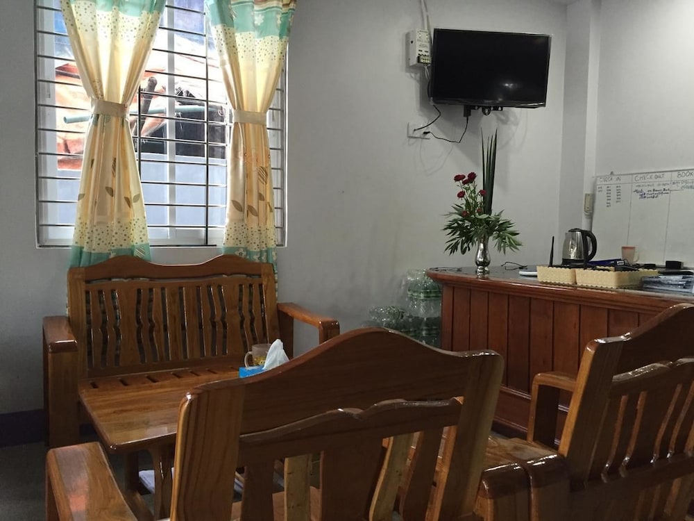 Feel Guest House - Adults Only