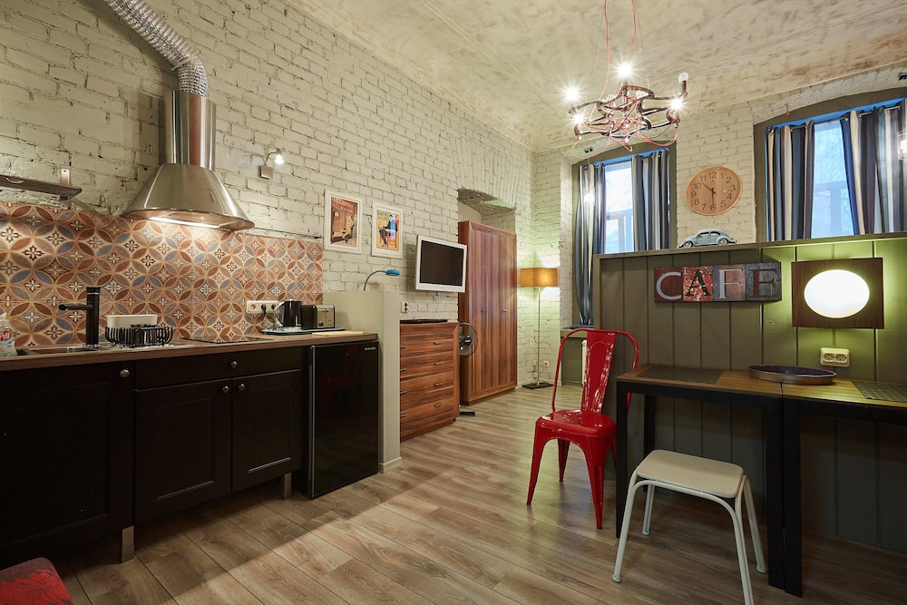 Mogol Apartments