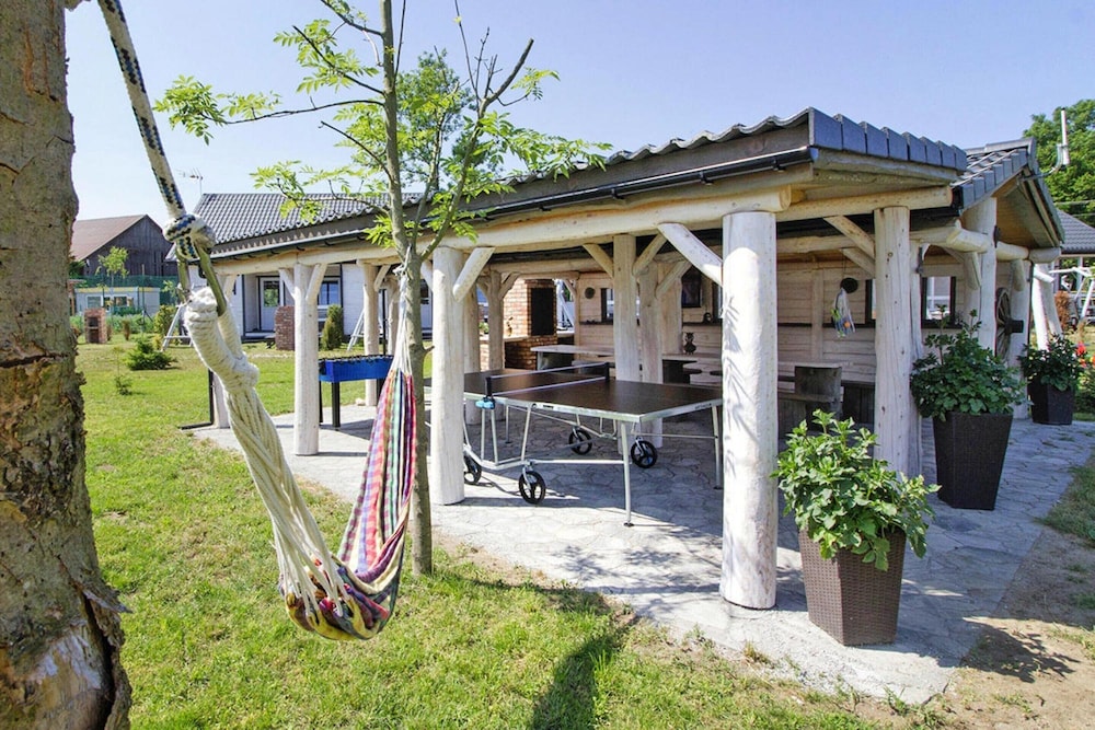 Apartment in Rusinowo Near Seaside Beach