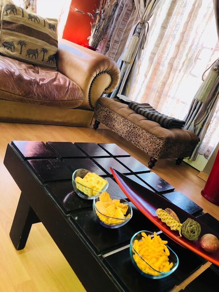 Khuvena Guest House