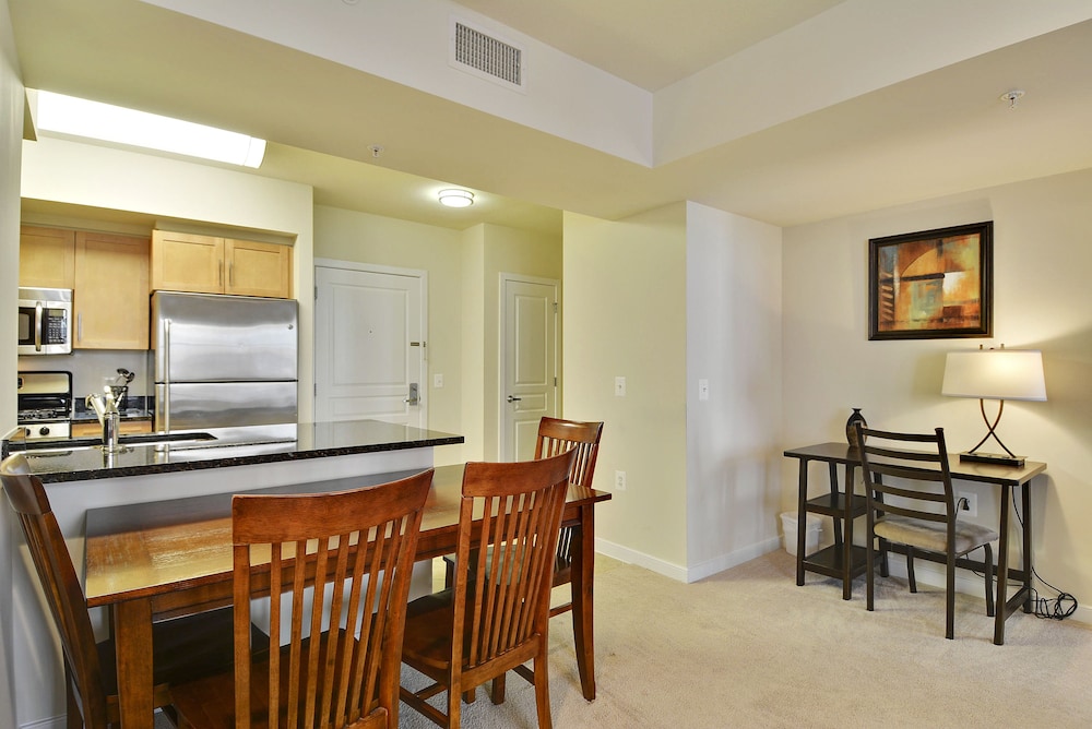 The Gramercy at Metropolitan Park