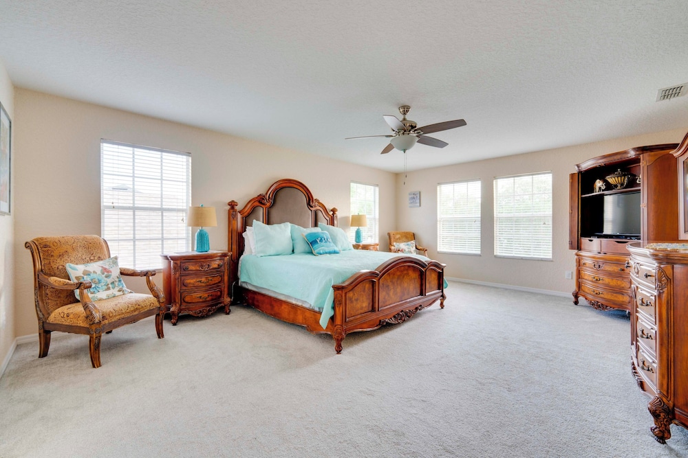 Game Room & Yard: Spacious Home in Davenport!