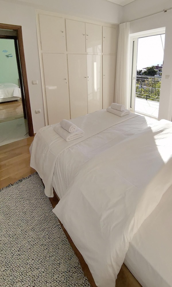 Libra - Luxurious Sea View Apartment view 3
