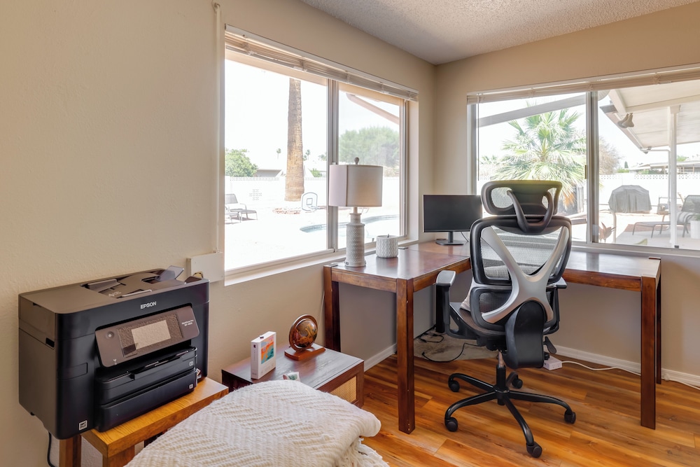 Walk to Golf Club: Sun City Home w/ Private Pool!