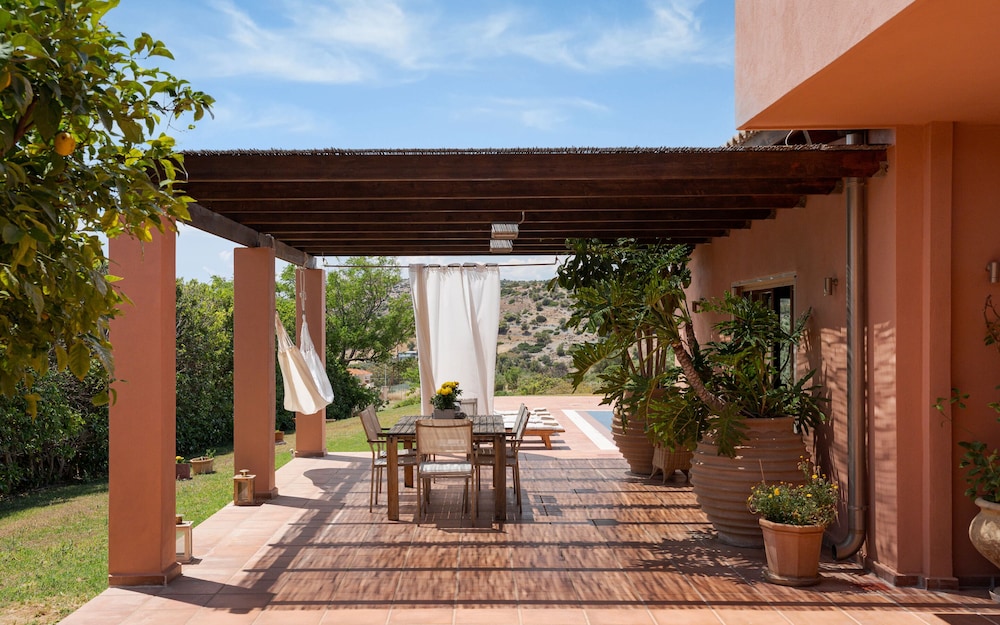 Calm Retreat Villa Lagonisi