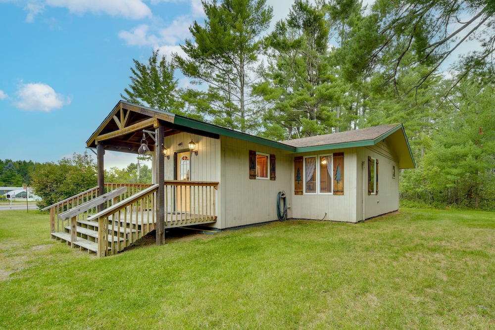 Cozy Cable Cabin Rental - Pet Friendly! view 4