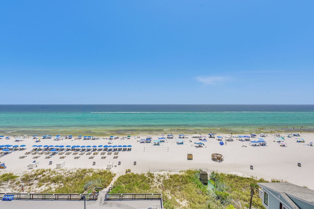 Beach & Pool Access: Regency Towers Condo in Pcb!