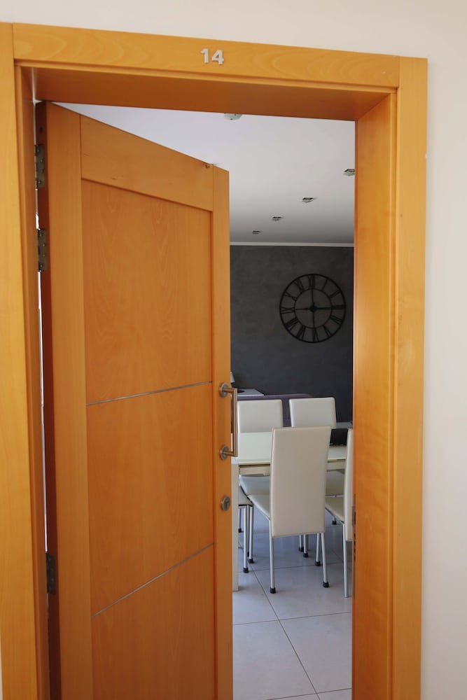Serene 2BR Penthouse - Sea View Terrace