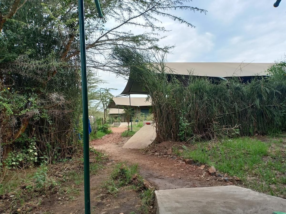 Mara Duma Luxury Camp