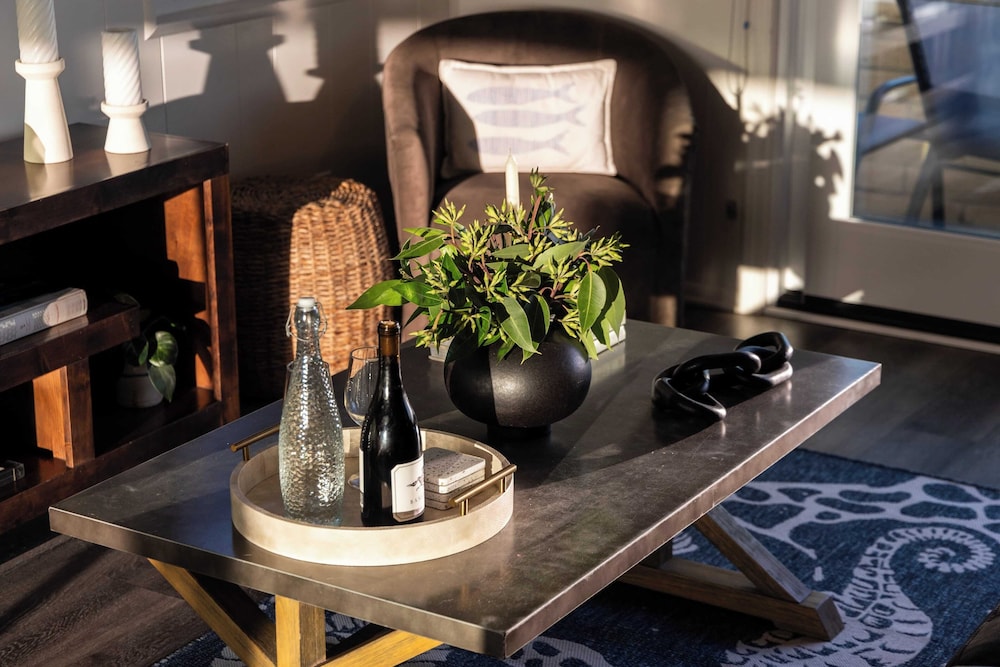 Balboa Breeze by Avantstay Beachfront Retreat + Ocean View