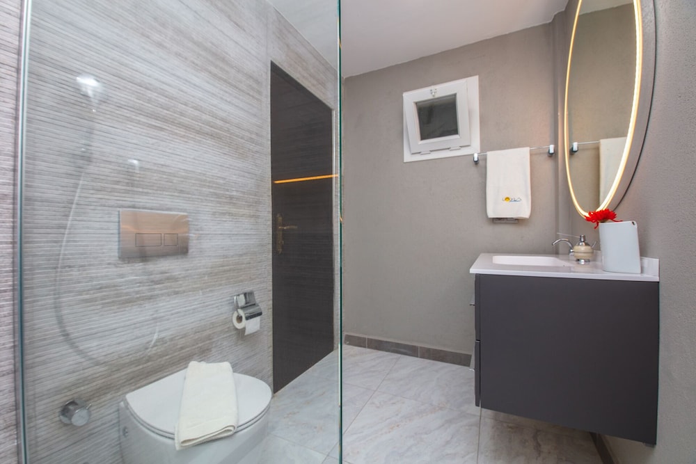 Layla Gocek - Yetişkinlere Özel - Image 84