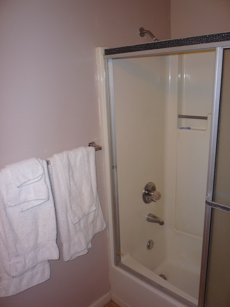 Yuba City Vacations - Nice Inn Yuba City - Property Image 11