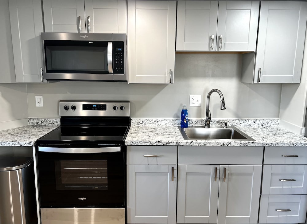 Ocean Air Suites - Property Image 35