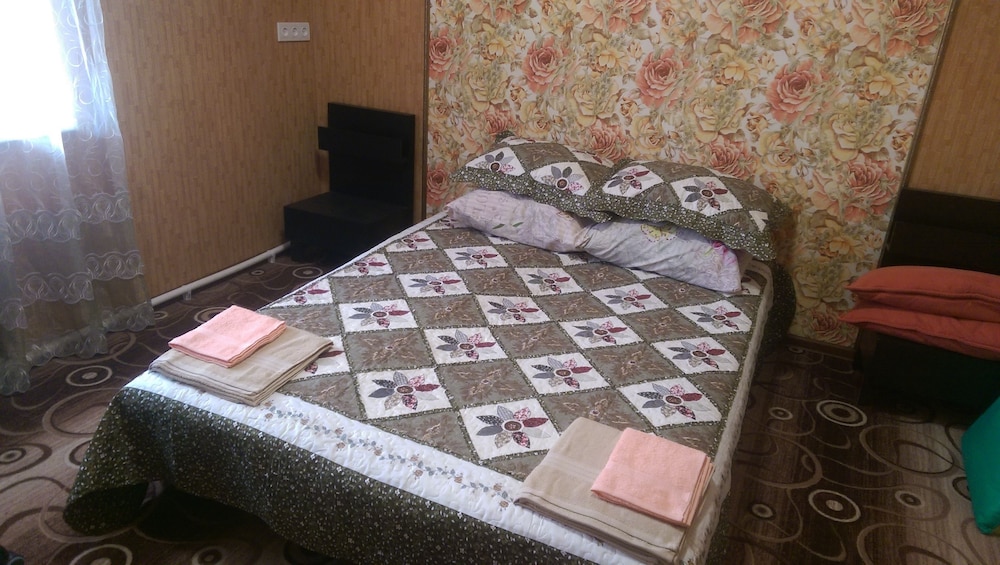 Guest House on Griboedovsky 27a - hostel