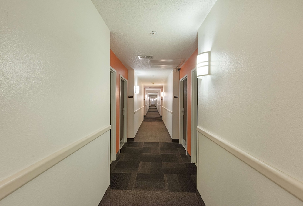 Motel 6 Columbia, SC - Fort Jackson Area