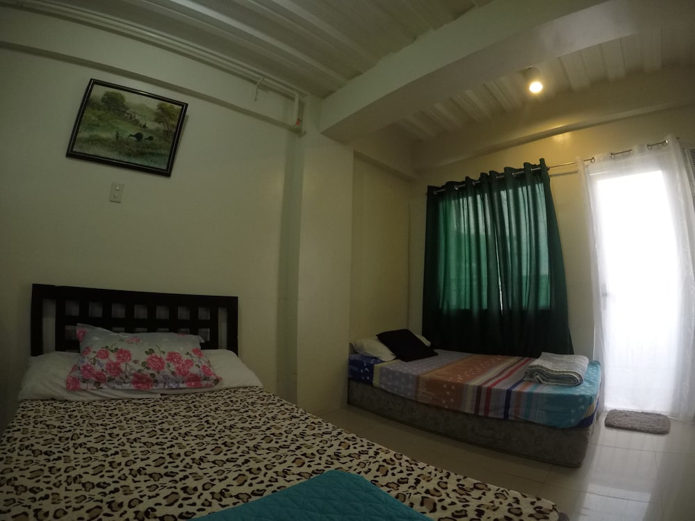 Parañaque Airport Hometel view 4