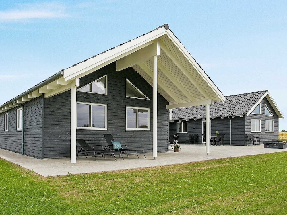 Luxury Retreat by Hostrup Beach - By Traum Ferienwohnungen view 3