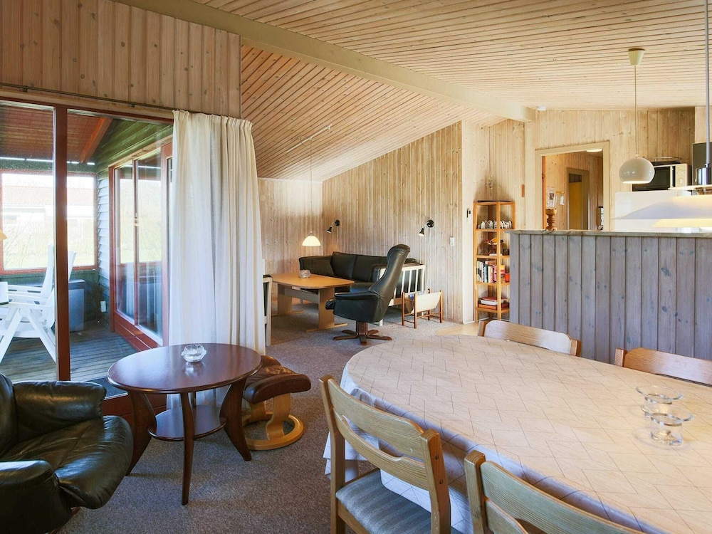 6 Person Holiday Home in Dannemare-by Traum