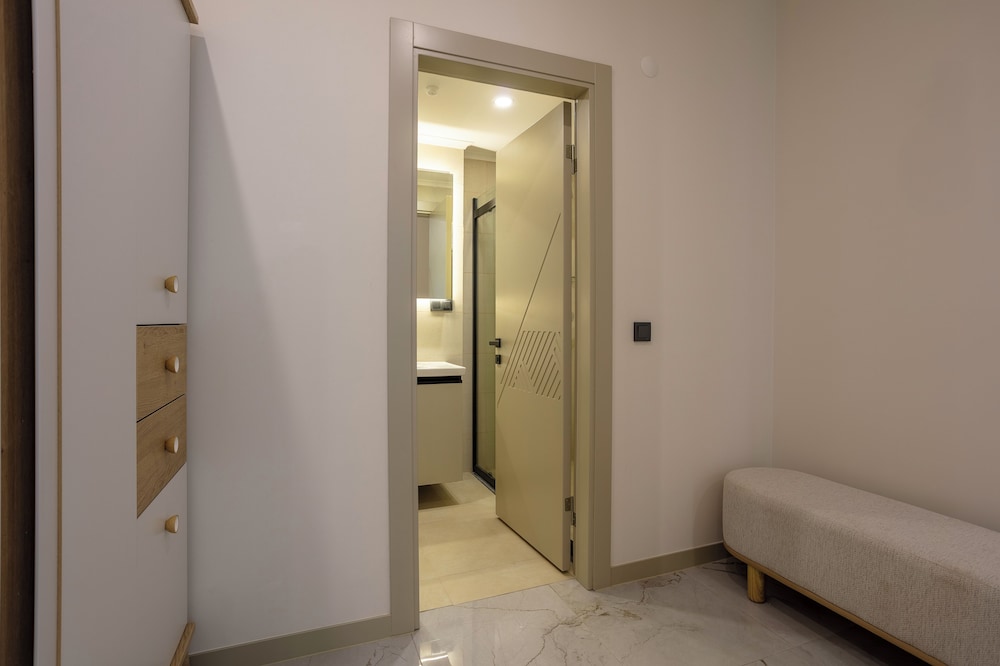 Loovox Suites