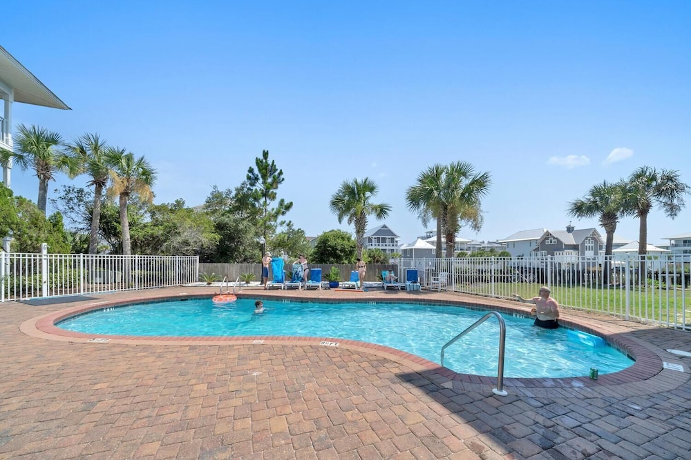 Beachside Villas 1123- A Sandy Carol view 3