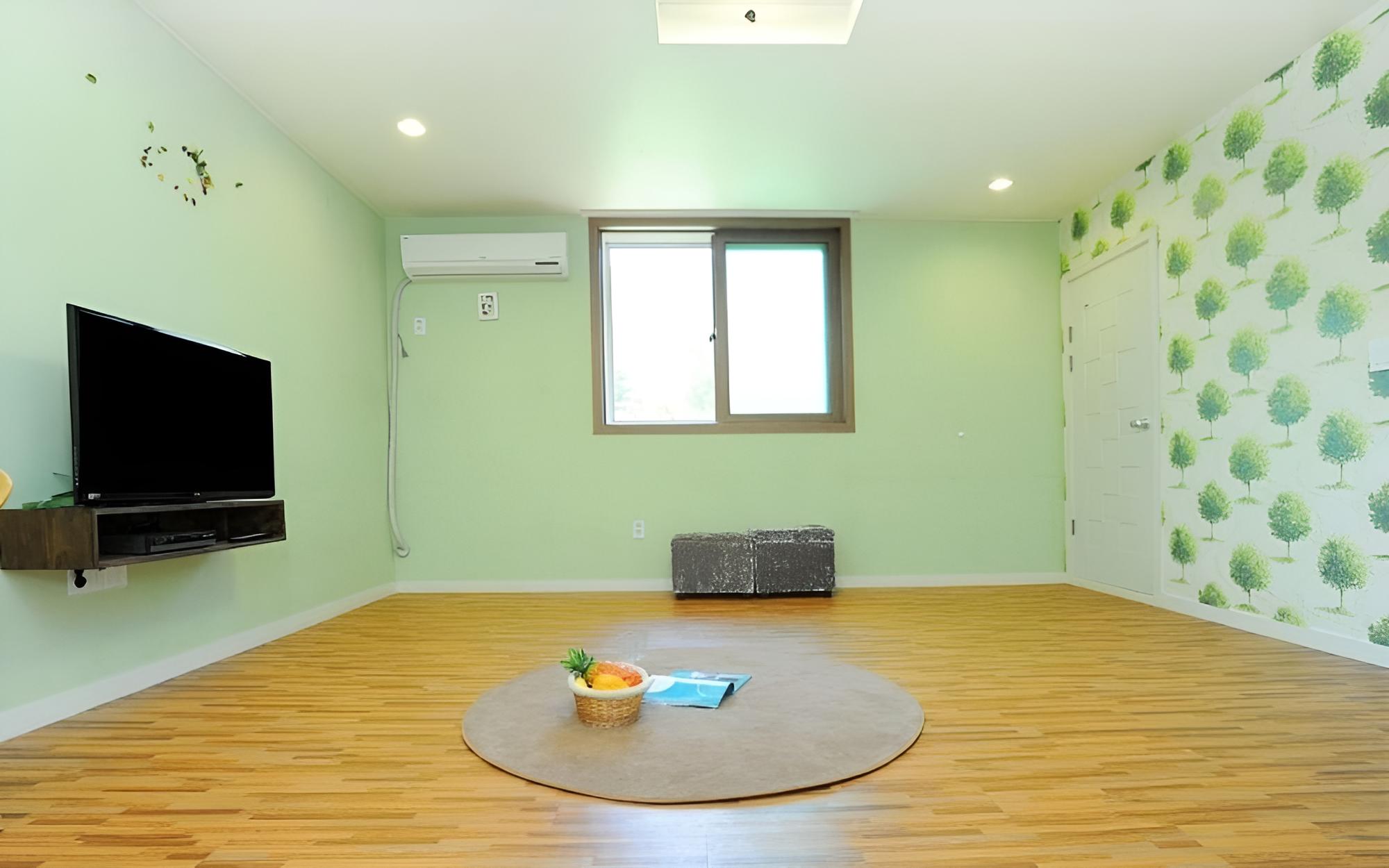 Gapyeong Jayusigan Pension view 5