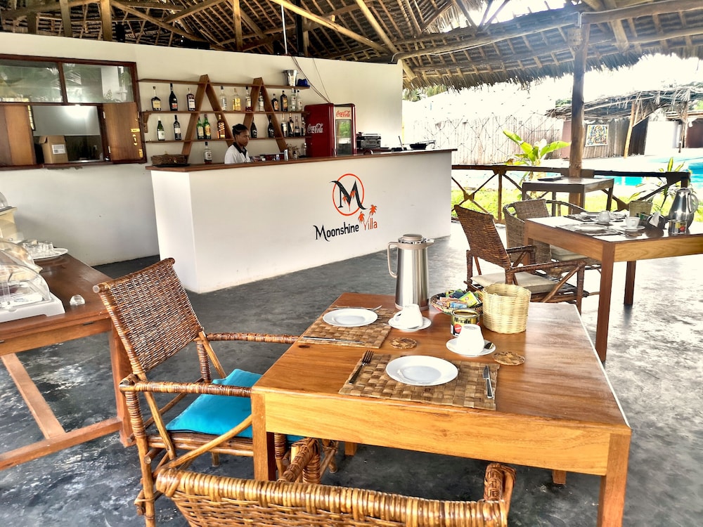 Moonshine Villa